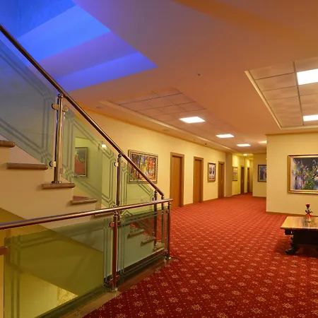 Austria 4* Tirana