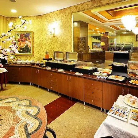 Hotel Austria 4*