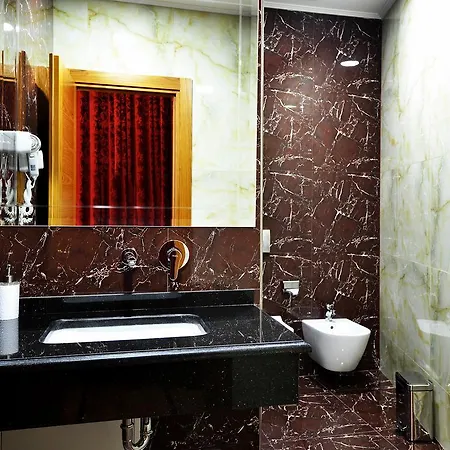 Hotel Austria Tirana
