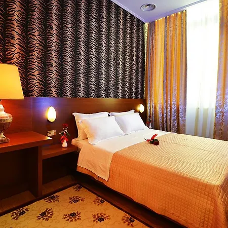 Hotel Austria Tirana