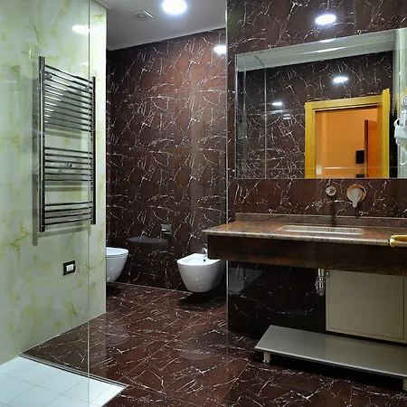 Hotel Austria 4*